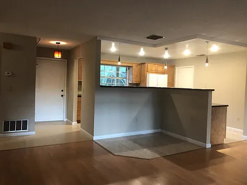 100 Tindale Cir Photo 1