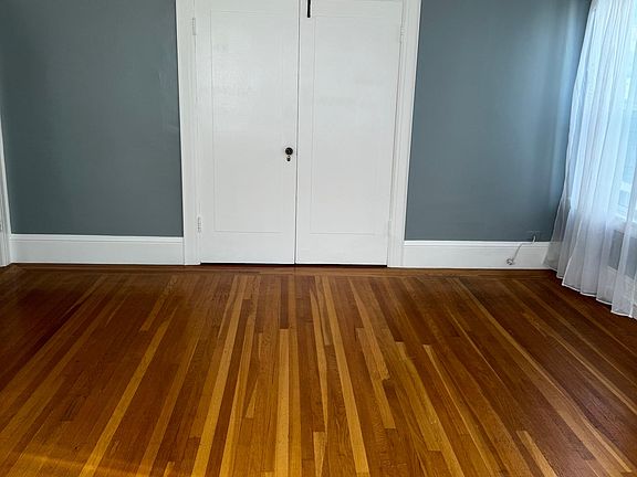 4th image of 3330 Buchanan St APT 4