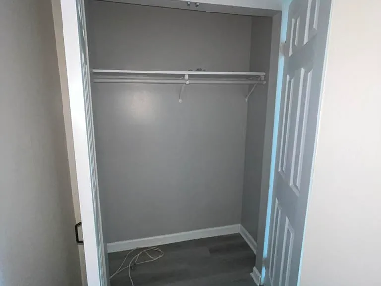 259-279-B56 Oakville Ave #1 — Photo 5