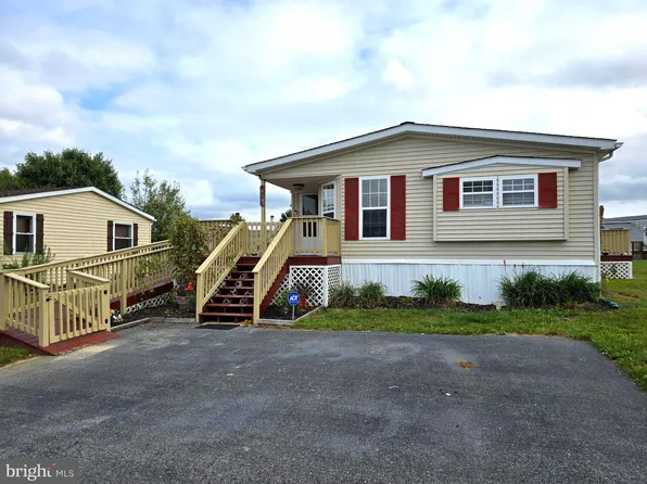 859 Samantha Cir #302, Bear, DE 19701