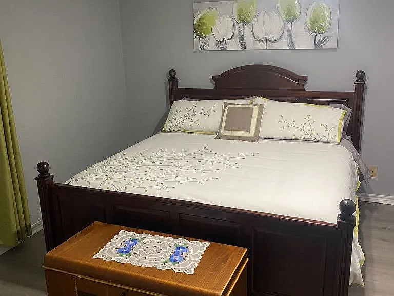 7B Clarendon Ave — Photo 13
