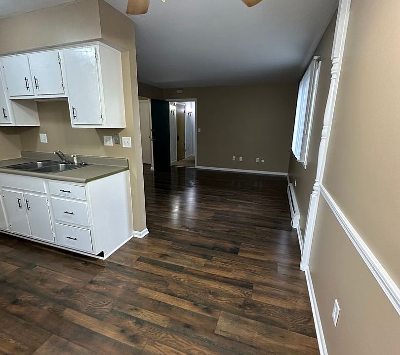 Wemple Apartments (Wemple Apartments Lee LLC) Apartment Rentals Holt