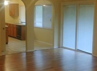 509 Meadowcreek Ln, Garland, TX 75043