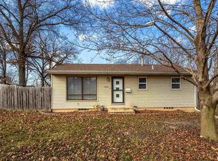1324 23rd St, Bettendorf, IA