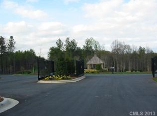 4405 Lake Forest Rd, Denver, NC 28037