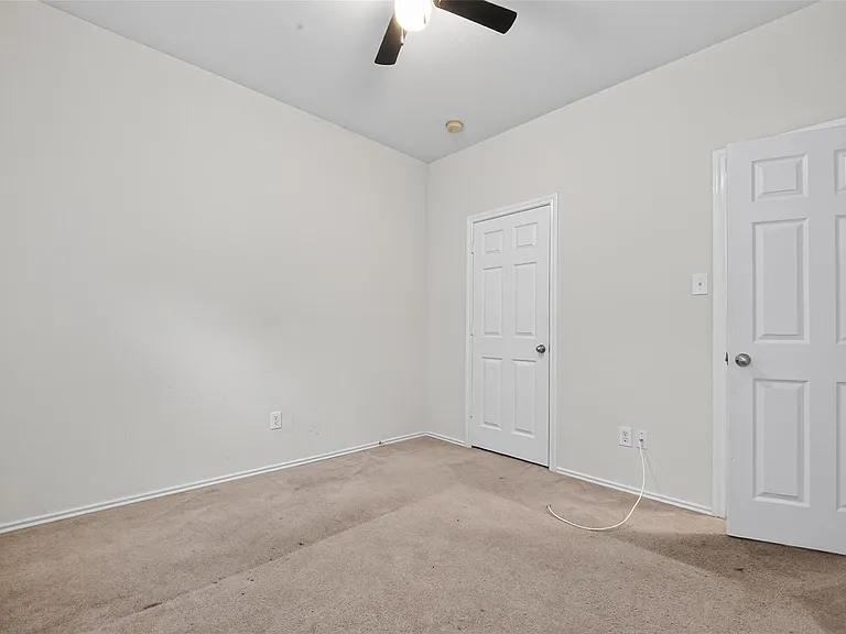 13022 Cherton Ct — Photo 38