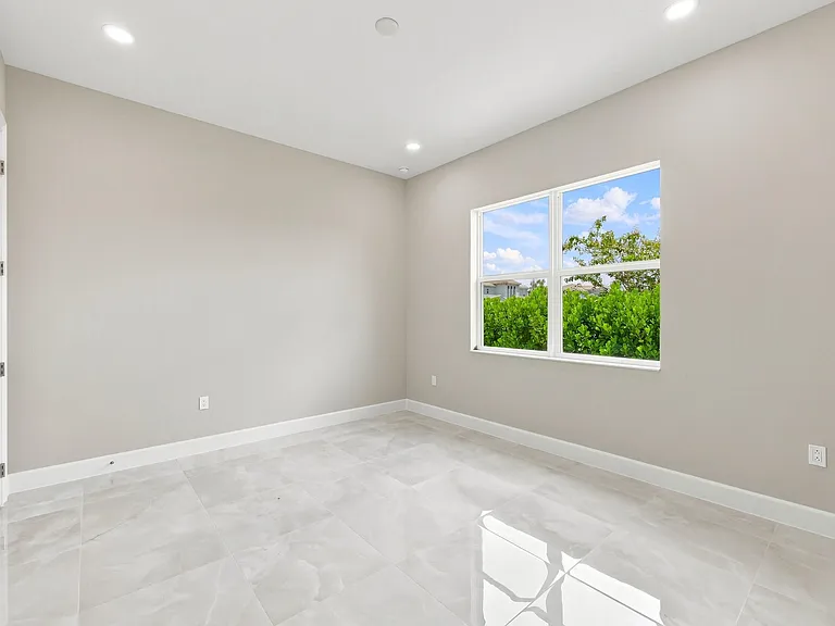 15093 Wildwood Cir — Photo 47
