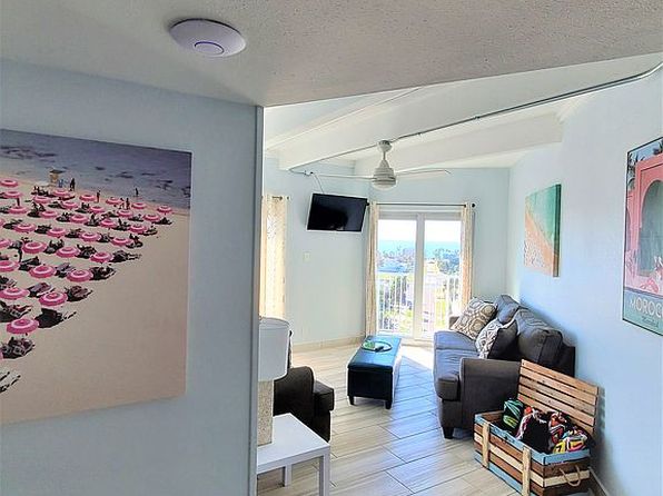 2000 Gulf Blvd #708