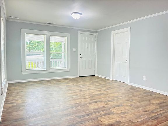 5th image of 409 Orange St