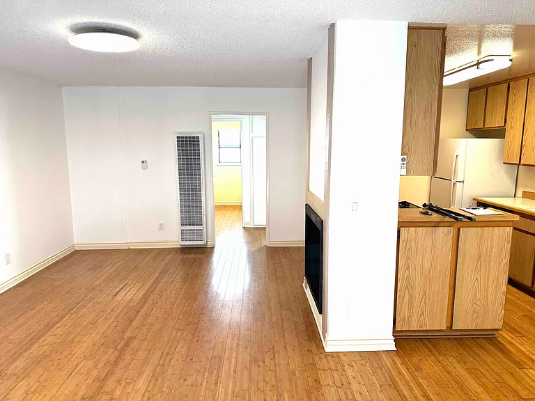 7507 W Manchester Ave #706 — Photo 6
