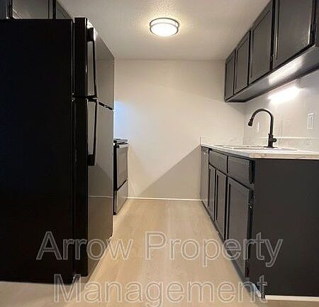 3rd image of 3619 N 60th St Unit 27
