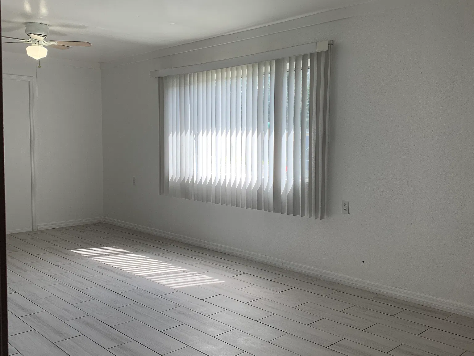6 bed, 1830 sqft, $2,600 — Photo 4
