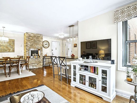 2nd image of 132 E 35th St #10L