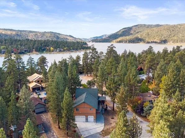 39607 Forest Rd, Big Bear Lake, CA 92315
