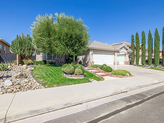 3rd image of 44243 Westridge Dr