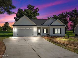 505 N Hillandale Dr, Fremont, NC 27530