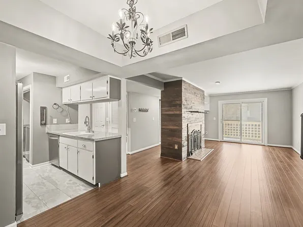 265 Hillsboro Pl, Nashville, TN 37215