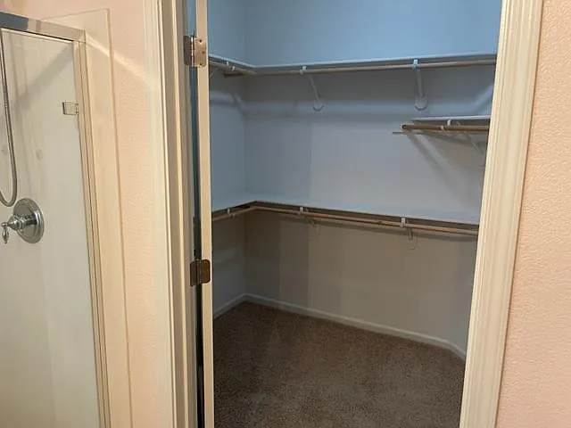 3 bed, 2075 sqft, $2,500 — Photo 2
