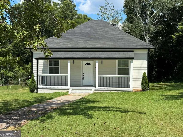 69 4th St, Griffin, GA 30223