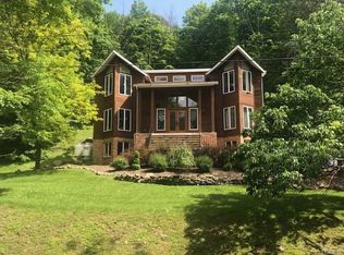 367 Museum Village Rd, Monroe, NY 10950