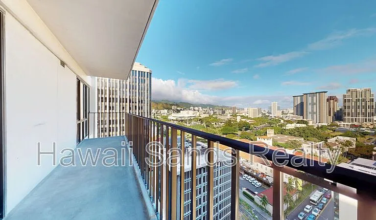 225 Queen St #21H — Photo 5