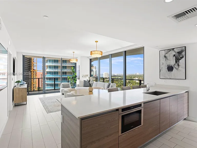 1300 S Miami Ave #2206 — Photo 8