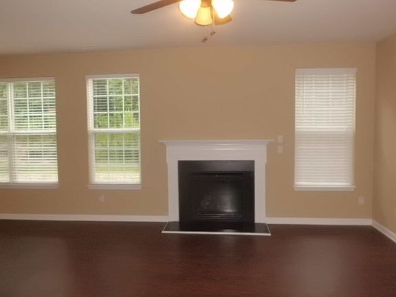 2nd image of 3618 Cardinal Lake Dr