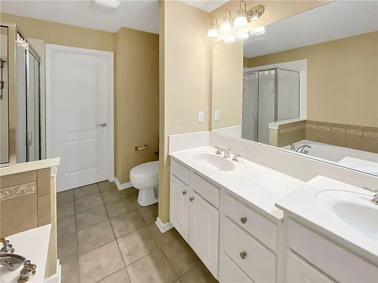 2511 Gadsen Walk — Photo 26