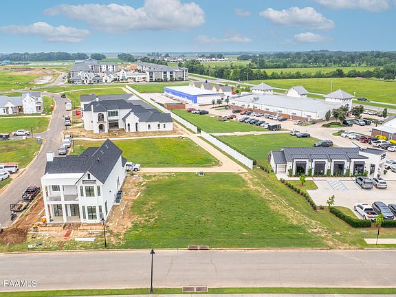 2nd image of 503 Shore Dr