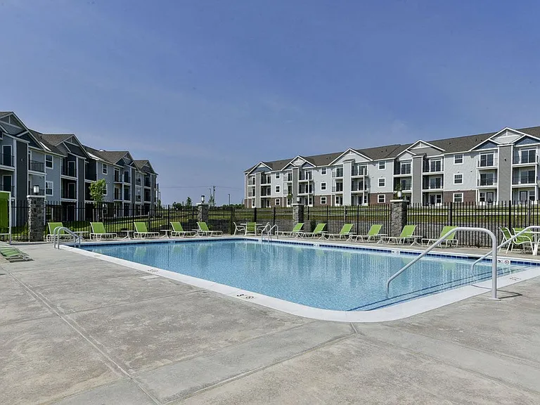 Dodson Pointe Apartment Homes — Photo 50