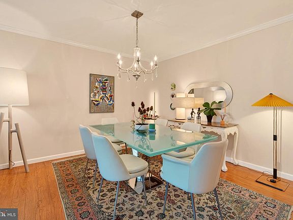 3rd image of 3031 Borge St APT 307