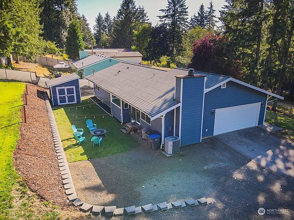 Home is on .4 acre corner lot.  >