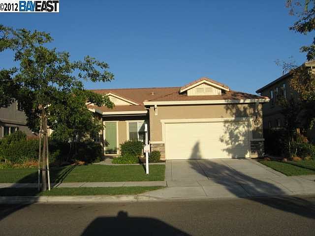 1st image of Mountain View Dr