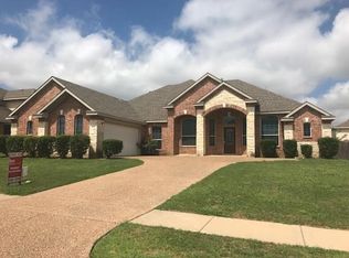 813 Spice St, Desoto, TX 75115