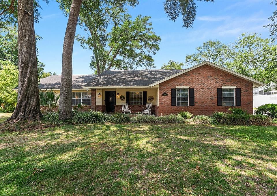 1st image of 986 SE 57TH AVENUE