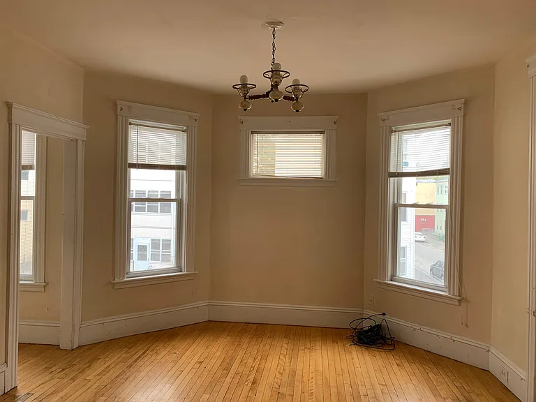 8 Shawmut St #2 — Photo 5