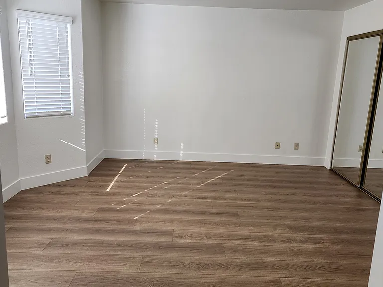 121 Kellog Ave — Photo 29