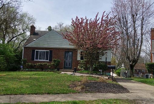 1st image of 3 Cedarwood Ct