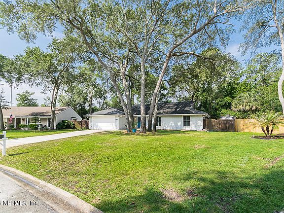 3rd image of 4834 MARSH HAMMOCK Drive W