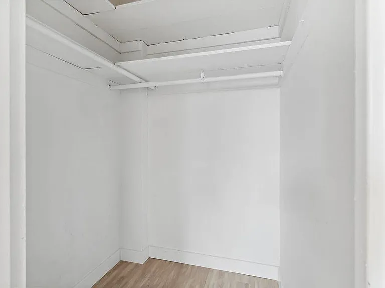 900 Euclid Ave #5 — Photo 10