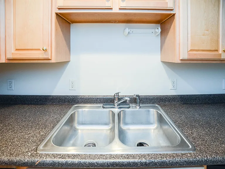 71 Grove St #3 — Photo 6