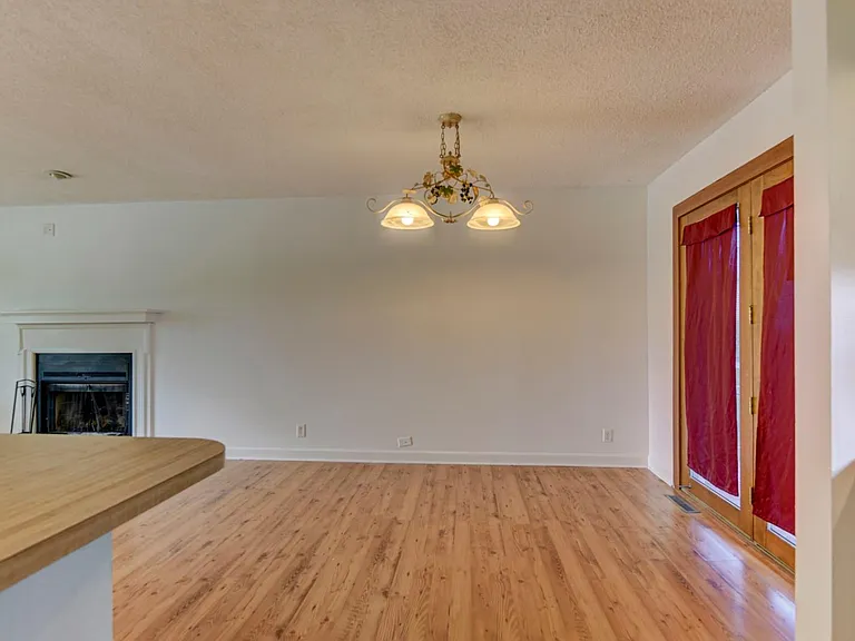 3514 Glory Cir — Photo 11