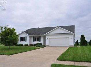 11 Katlyn Dr, Fremont, OH 43420