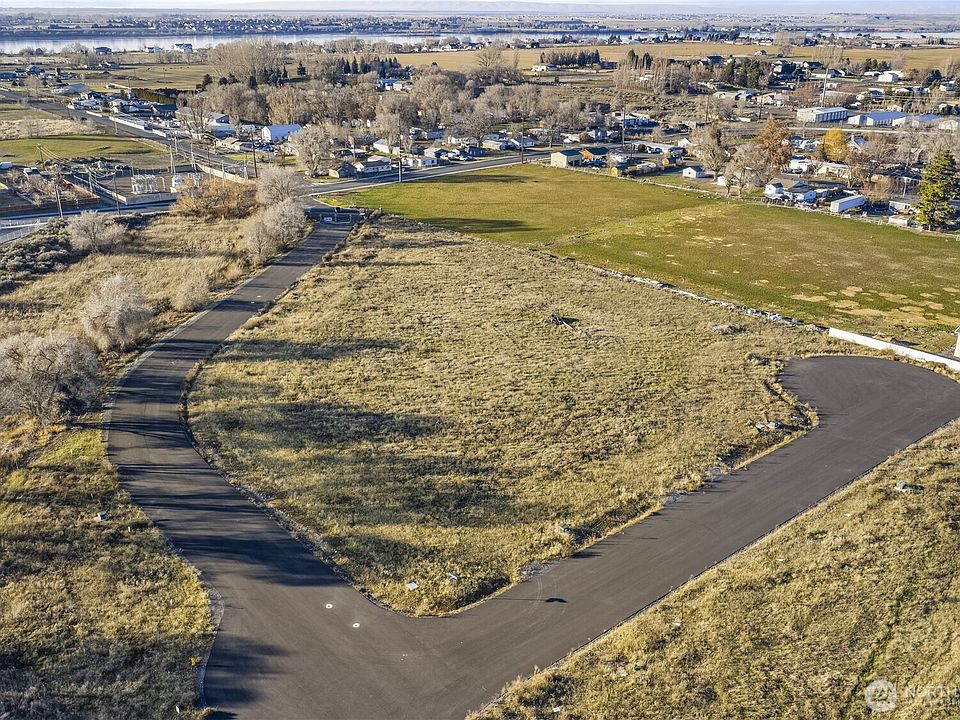 1st image of 2 Valley Road NE #2