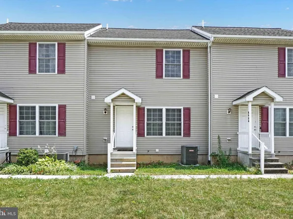 2460 Baker St, Harrisburg, PA 17103