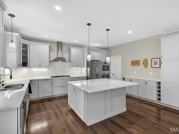 7730 Weaver Ave, Saint Louis, MO 63143