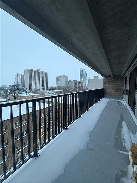Winnipeg Apartment for rent - 2 Bedrooms — photo 11