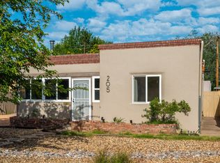205 Richmond Dr SE #1, Albuquerque, NM 87106