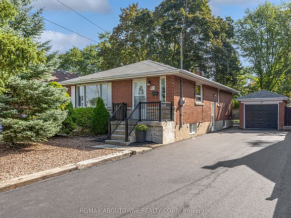 2nd image of 67 Wardrope Ave