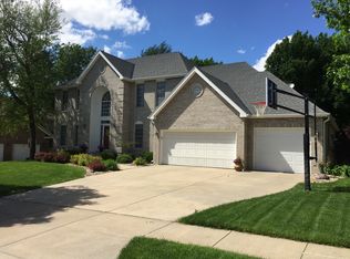 8120 Dorset Dr, Lincoln, NE 68510